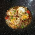 Cooksnap dari candrachan untuk resep Telur ceplok saus Inggris/ Fried eggs with worcesteshire sauce