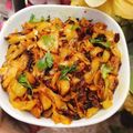 Soni Mehrotra का कुकस्नैप जब उन्होंने पत्तागोभी मटर की सब्जी (cabbage n green peas dry sabji recipe in Hindi) बनाया था।