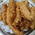 Cooksnap Mizzanem semasa beliau membuat Pisang Goreng Rangup Berbijan.