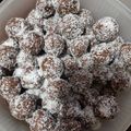 Ancsika Cooksnap-ja, amikor elkészítette a(z) Kókuszgolyó receptet.