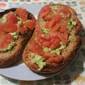 El cooksnap de Sari Rodrigo cuando hizo Tostada de tomate y aguacate.