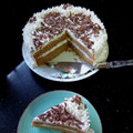 Roopal Mandavia's cooksnap of when they made Lemon Cake with Chocolate drips.