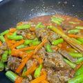 Cooksnap Sharlyn Venu semasa beliau membuat Daging paprik.