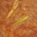 Cooksnap Rubini Naidu Arumogam semasa beliau membuat Kuah Kacang.