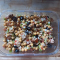 El cooksnap de estcolrod (Esther) cuando hizo 216. Ensalada de garbanzos.