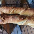 Zsanett Rizmajer-Szűcs Cooksnap-ja, amikor elkészítette a(z) Fokhagymás gyökérkenyér receptet.