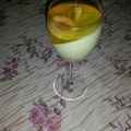 صورة من ⚘🌺زينة🌺⚘^_^، شاركها بعد تجربة وصفة حلى الكاسات الجيلي المائل مع المهلبية وقطع الفواكة