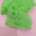 Cooksnap dari Dewi Lestari untuk resep Bolu Pandan Kukus