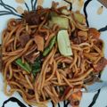 Cooksnap Sabrina Ismail semasa beliau membuat Mee Goreng Basah.