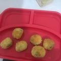 Cooksnap dari Risza Fitria Sari untuk resep Bola2 nasi salmon MPASI 15 bulan