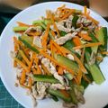 Wen Chiu 的 小黃瓜炒肉絲-低醣料理 cooksnap