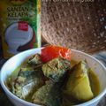 Cooksnap Norida Alias semasa beliau membuat Masak Lemak Nenas Ikan Masin (Juadah Berbuka Puasa).