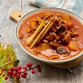 Cooksnap pawonbune_aas semasa beliau membuat Kari Ayam Kerisik.