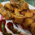 Tulsi Shaherawala's cooksnap of when they made મેથી, મરચા અને બટાકા ના ભજીયા (Methi Marcha Bataka Bhajiya Recipe In Gujarati).