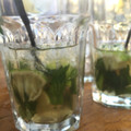 El cooksnap de mis-cocteles cuando hizo Mojito María.
