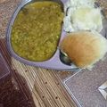 Reena Yadav का कुकस्नैप जब उन्होंने स्ट्रीट स्टाइल पाव भाजी (Street style pav bhaji recipe in hindi) बनाया था।