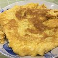 รูป Cooksnap ของ #kkเข้าครัว เมื่อเขาทำ ไข่เจียวเต้าหู้ไข่สายบีบทรงเครื่อง Squeezed Egg Tofu Omelette🥚