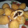 Cooksnap dari adefiana putri untuk resep Kue bola isi coklat