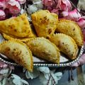 Abhilasha Singh का कुकस्नैप जब उन्होंने मावा करंजी (Mawa karanji recipe in hindi) बनाया था।