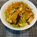 蔡嘉芸 的 芹菜炒豆干 cooksnap