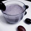HARSDHIDA THAKAR का कुकस्नैप जब उन्होंने अंगूर मिल्क शेक (Angoor milk shake recipe in hindi) बनाया था।