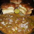 Apeksha sam का कुकस्नैप जब उन्होंने मसाला पाव (Masala pav recipe in Hindi) बनाया था।