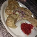 Pryinka Jain का कुकस्नैप जब उन्होंने मोमो के साथ मोमो चटनी (momo ke sath momo chutney recipe in Hindi) बनाया था।