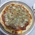 Cooksnap dari BbokAri untuk resep Big square pizza (oven) ekonomis 🍕
