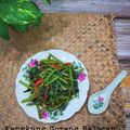 Cooksnap Zareena Shahmarudin semasa beliau membuat Kangkung Goreng Belacan.