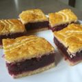 Poropatichné Magdi Cooksnap-ja, amikor elkészítette a(z) Meggyes pite receptet.