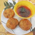 Sushma Sachin Sharma's cooksnap of when they made चीज मटार बटाटा वडा (cheese matar batata vada recipe in marathi).