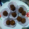 Cooksnap dari Ayuningthyas Ernanda Savitri untuk resep 8.Bola bola coklat marie 3 bahan saja!!!