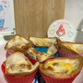 Cooksnap Inn Chettaki semasa beliau membuat Roti Sosej Telur Cheese.