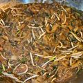 Cooksnap Sesimple Loralin semasa beliau membuat Char Kuey Teow Sempoi.