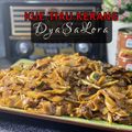 Cooksnap Sesimple Loralin semasa beliau membuat Penang Char Kuew Teow.