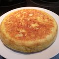 El cooksnap de Mayra cuando hizo Tortilla de patata rellena de queso y jamón york.
