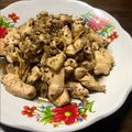 Cooksnap Dapur Yusfarisyia semasa beliau membuat Ayam Parsli.