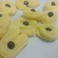 Cooksnap dari Tami Almana untuk resep Kue kering semprit susu 4 bahan (no mixer no oven)