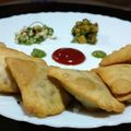 Deepa Rupani का कुकस्नैप जब उन्होंने आलू कॉर्न मिनी समोसा (Aloo corn mini samosa recipe in hindi) बनाया था।