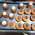 Anyuka 2 (Kristonné Kele Krisztina) Cooksnap-ja, amikor elkészítette a(z) Egyszerű gyors muffin csokidarabbal receptet.