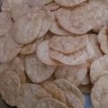 Meenakshi का कुकस्नैप जब उन्होंने मठरी (Mathri recipe in hindi) बनाया था।