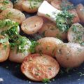 Eőry Edina Cooksnap-ja, amikor elkészítette a(z) Petrezselymes újkrumpli 🍴 receptet.