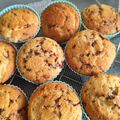 Cooksnap από cchatzi στη συνταγή Cupcakes βανίλιας με σταγόνες σοκολάτας γάλακτος