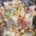 Сooksnap від Аліна Прозор, який(а) приготував(ла) Салатик з кукурудзою, помідорами та сиром.