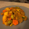 Cooksnap από Ανδριαννα Καντάρη στη συνταγή Μοσχάρι με κολοκυθάκια, πατάτες και καρότα στη κατσαρόλα