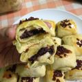 Cooksnap dari DapoerMamakeAlyn untuk resep Bolen pisang coklat keju simple bahannya