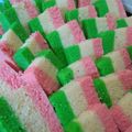 Cooksnap dari "ANNA" untuk resep Bolu kukus 🌈 pelangi😁