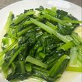 賴小孟 的 自製蒜油の炒油菜 cooksnap