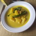 Cooksnap Ani Delighted semasa beliau membuat Gulai Ikan Masin Nenas.