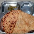 Bhavya sethi का कुकस्नैप जब उन्होंने आलू प्याज़ का पराठा (Aloo pyaz ka paratha recipe in hindi) बनाया था।